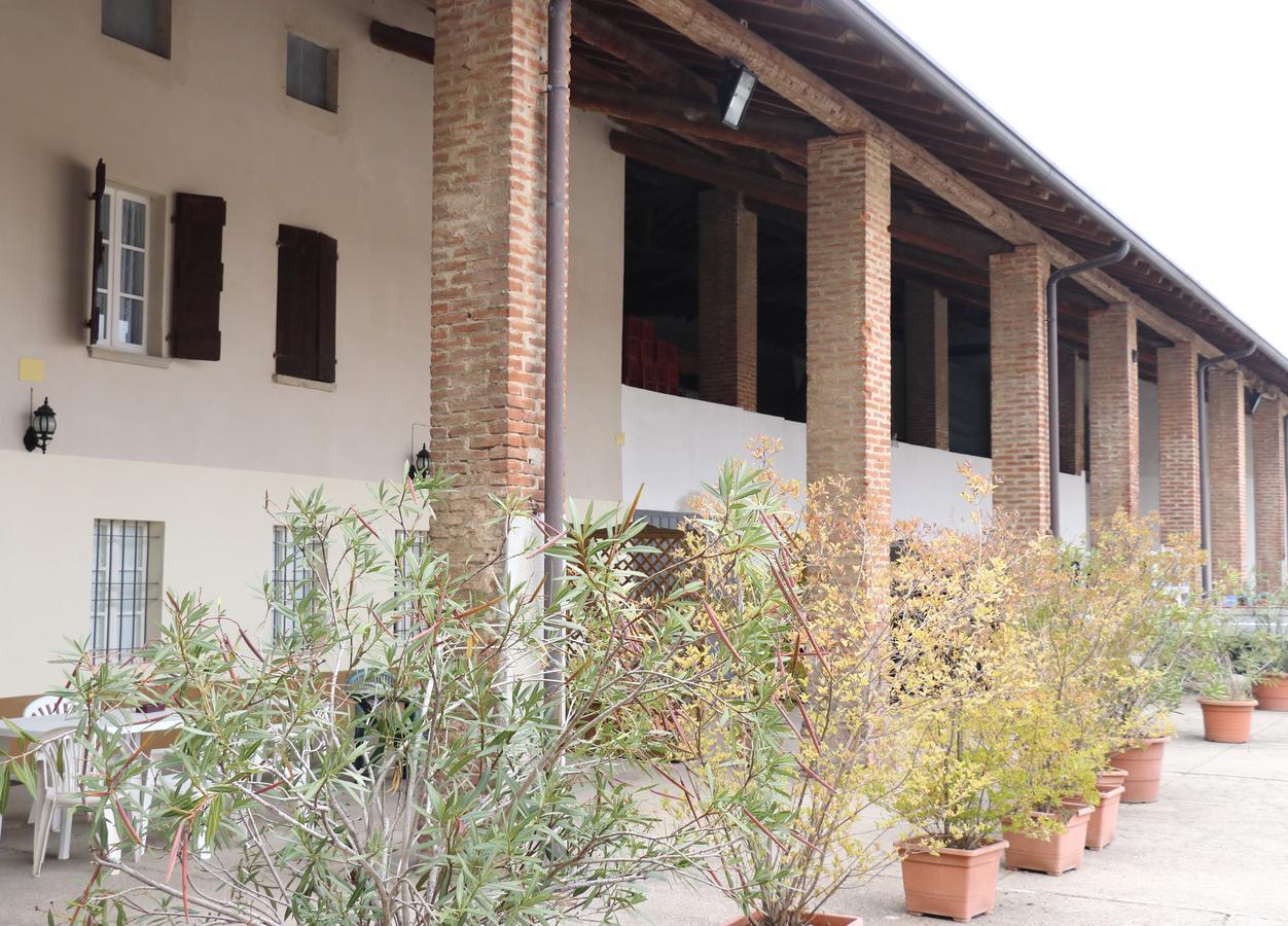 Le Magnolie Agriturismo Verolanuova エクステリア 写真
