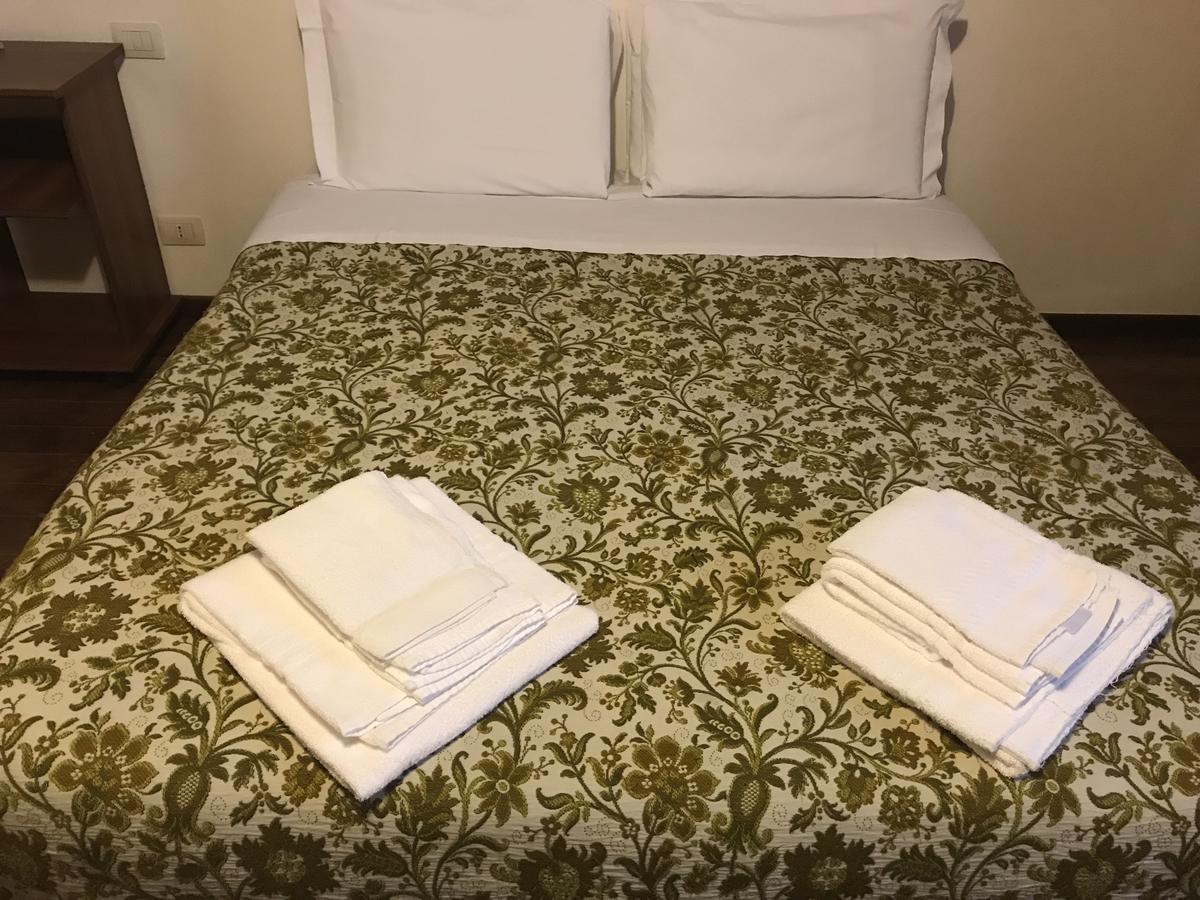Le Magnolie Agriturismo Verolanuova エクステリア 写真